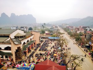 Chợ Tình Minh Hóa: Nét đẹp văn hóa độc đáo của người Nguồn