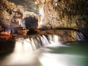 Tú Làn Quảng Bình: Tráng lệ, mê hoặc lòng người