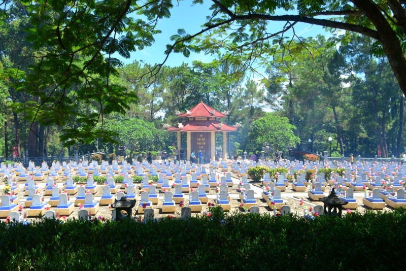 Nghĩa trang Trường Sơn: Nơi yên nghỉ anh hùng.