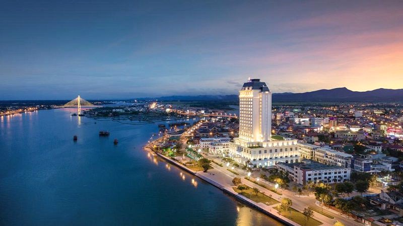 khách sạn vinpearl đồng hới