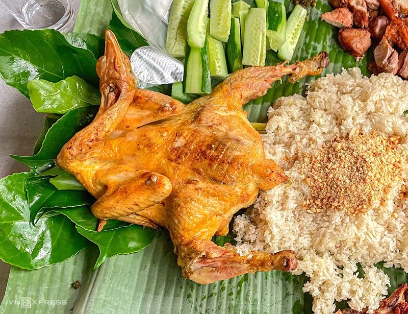 gà thả đồi bùi vi