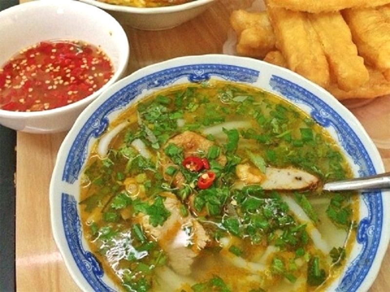 bánh canh bột lọc
